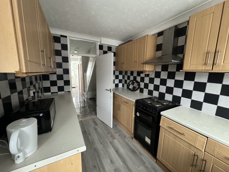 Room Kingsman Street in Greater London