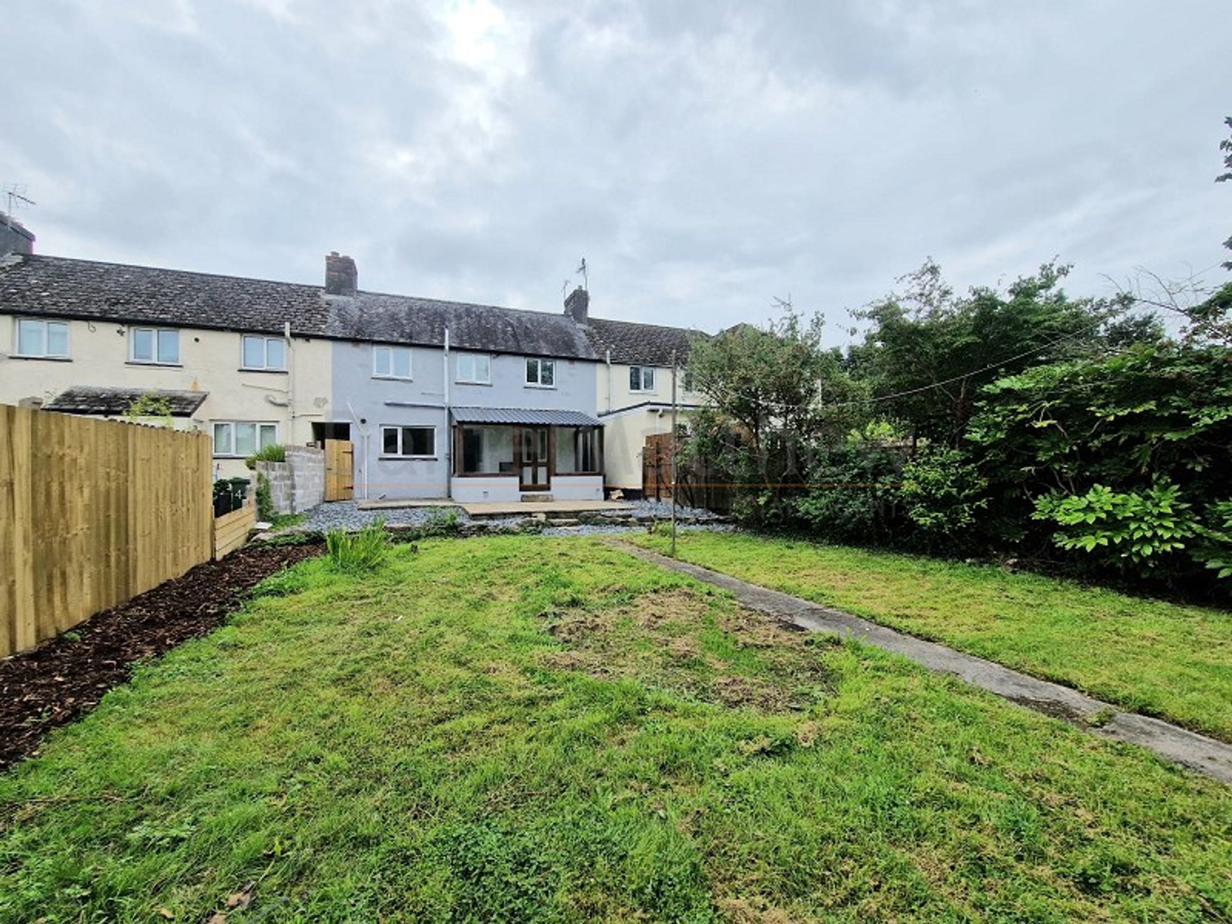House Pendre in Bridgend