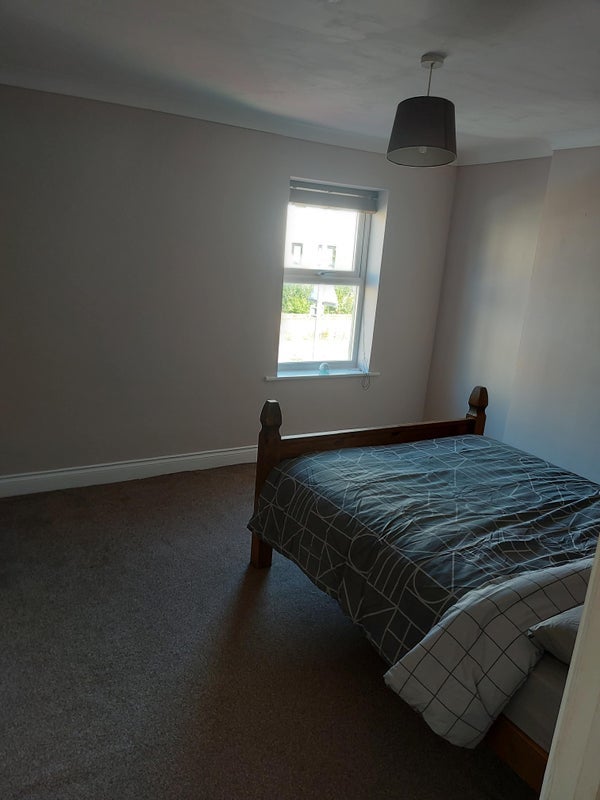 Room Churchill Road in Poole