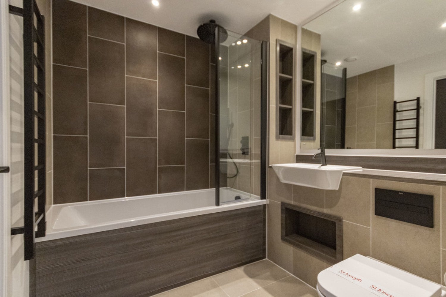 Flat Gawney Lane in Harborough