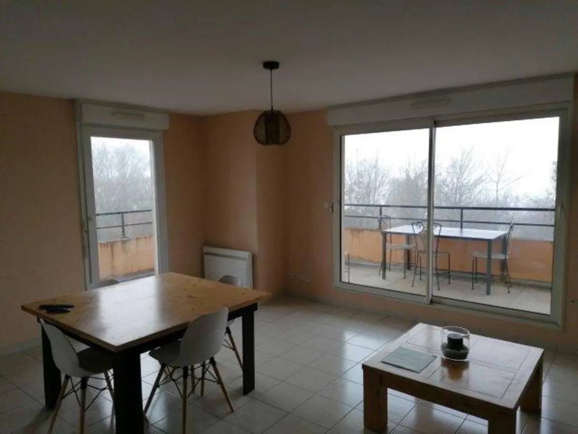 Appartement Rue des Chars à Sainte-Suzanne