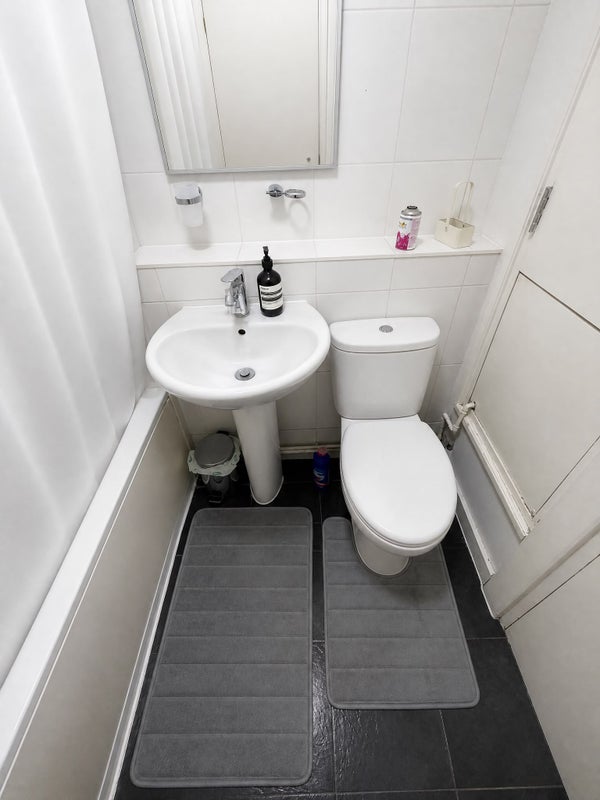 Flat Middlesex Street in City of London