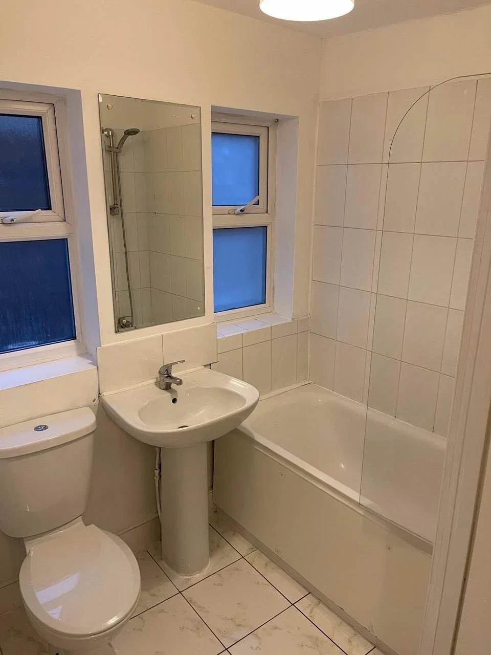 Flat Hawstead Road in Greater London