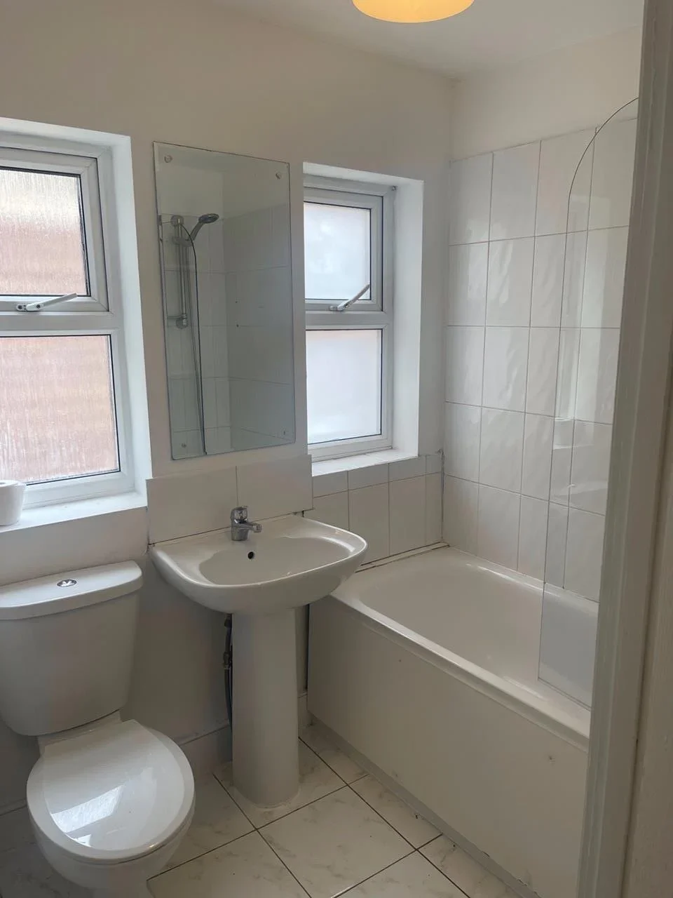 Flat Hawstead Road in Greater London