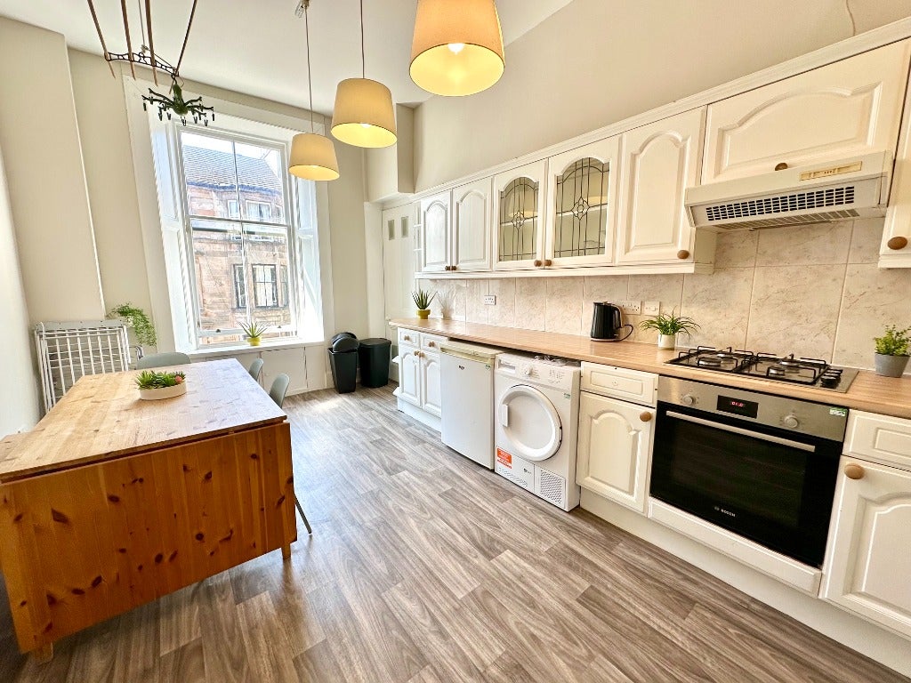 Flat Ruthven Street in Glasgow