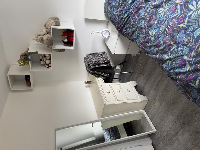 Room Clare Road in Maidenhead