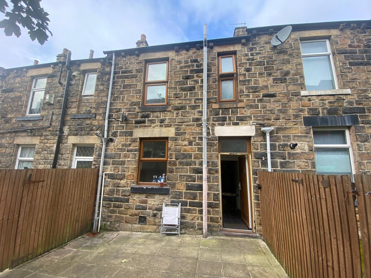 House Stonehyrst Avenue in Kirklees