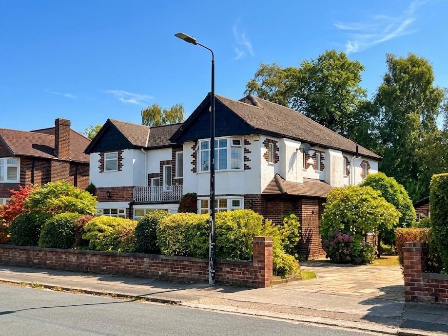House Kenilworth Road in Trafford
