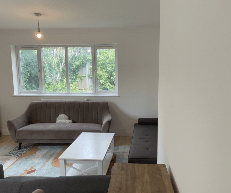 Room Burket Close in Greater London