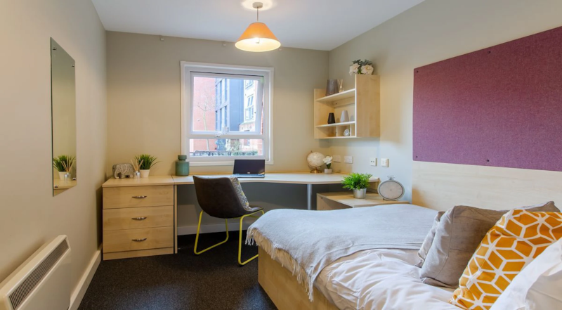 Room Orchard Street in Lincoln