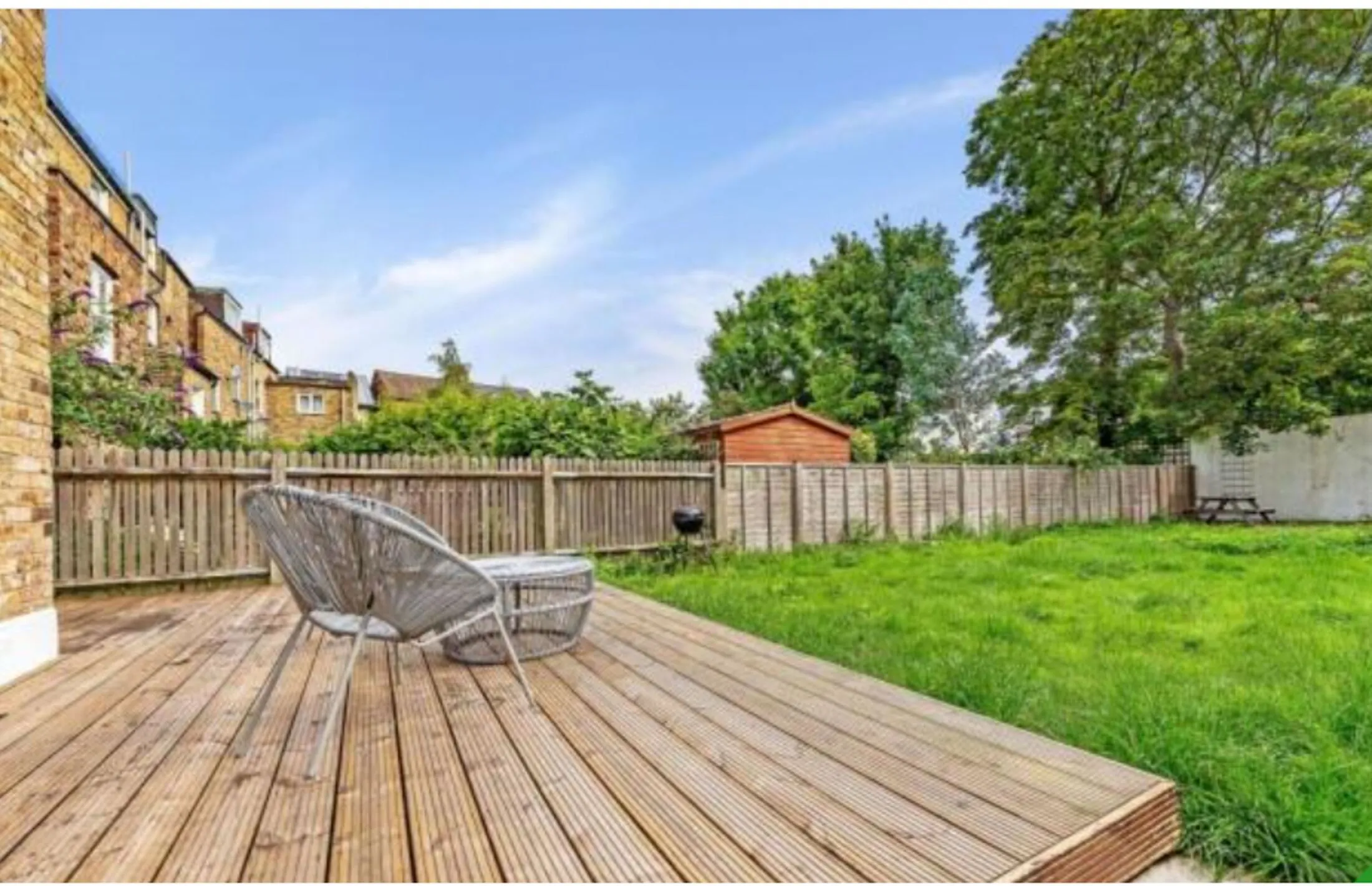 Flat Martell Road in Greater London
