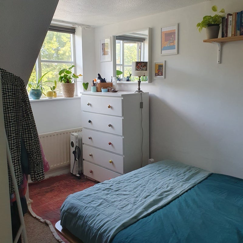 Room Finsbury Park Avenue in Greater London