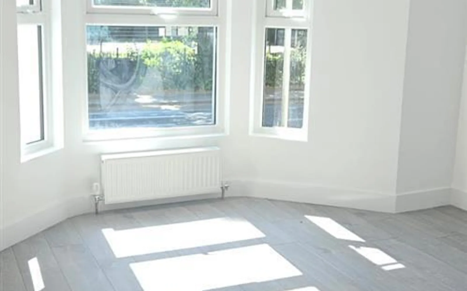Room Coleridge Road in Greater London