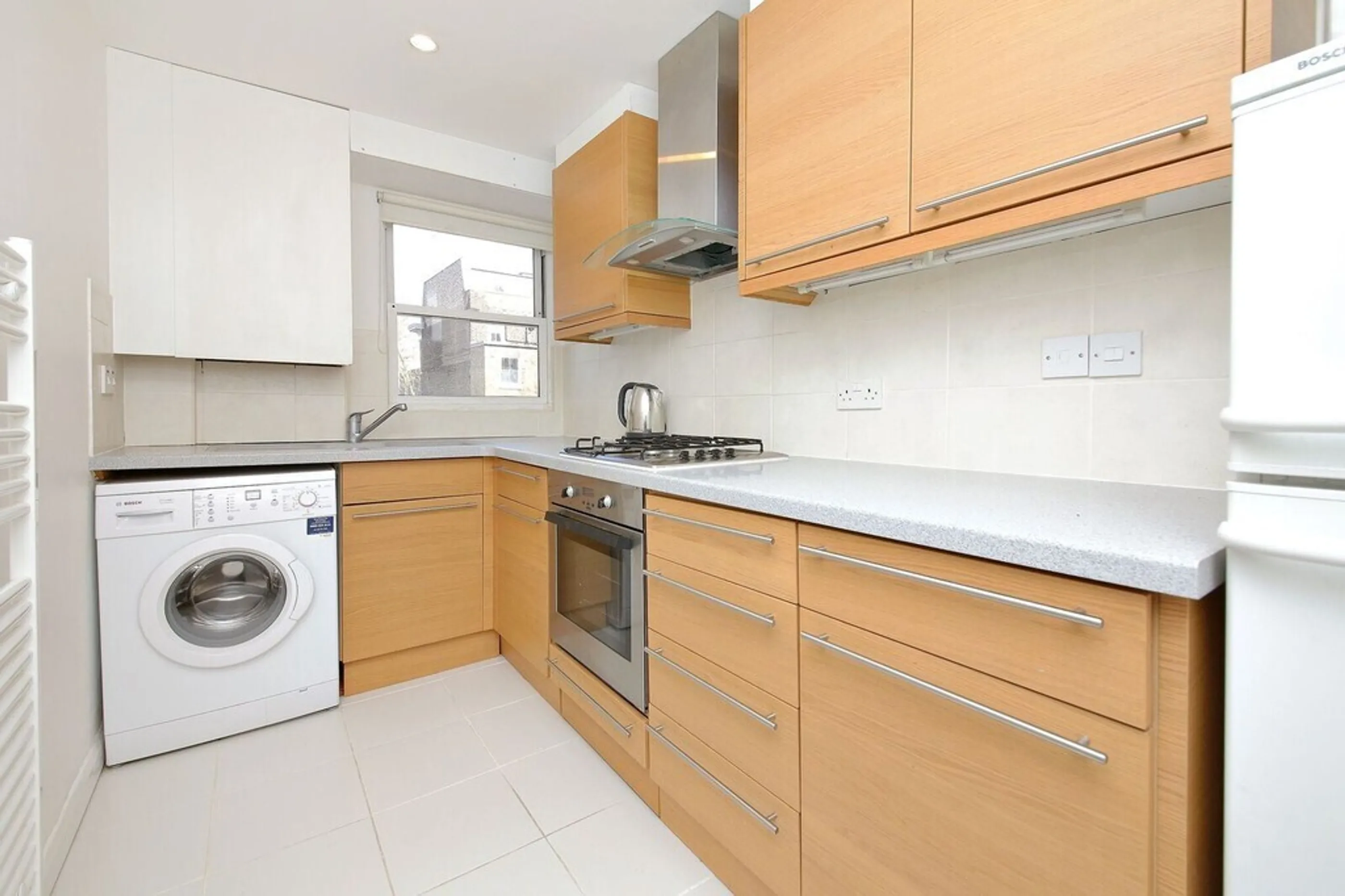 Flat Lancaster Road in Greater London