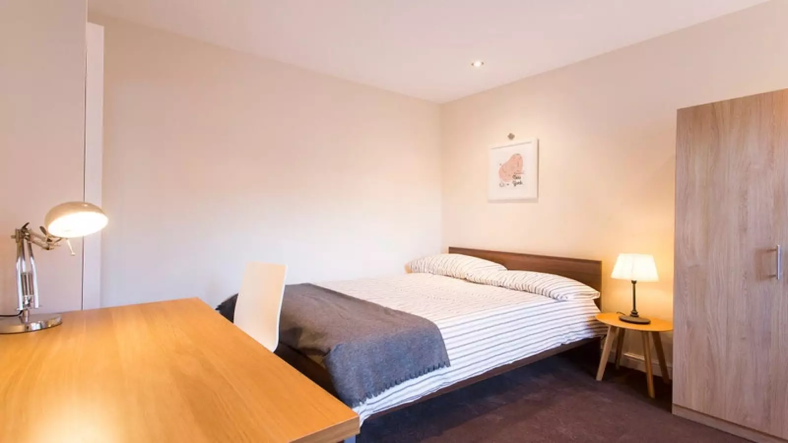 Flat Lower Richmond Road in Greater London