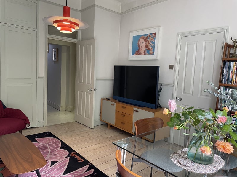 Room Glenmore Road in Greater London