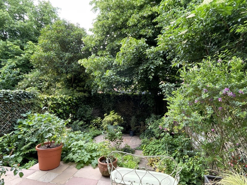 Room Glenmore Road in Greater London