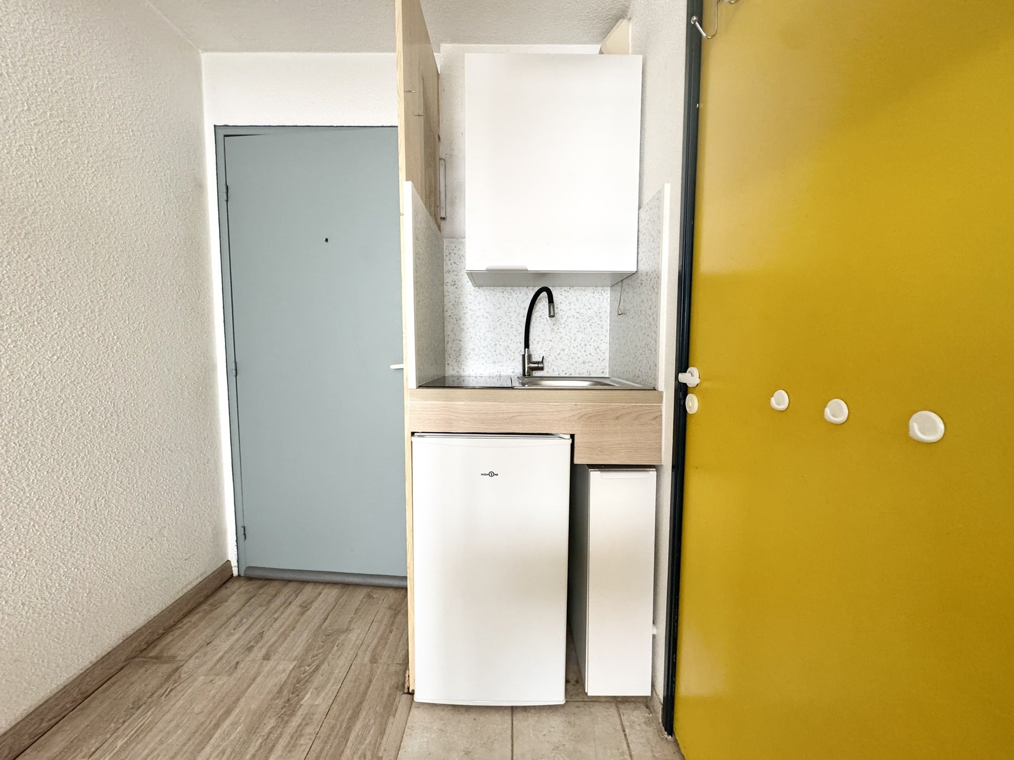 Chambre Rue Jules Raimu à Nîmes
