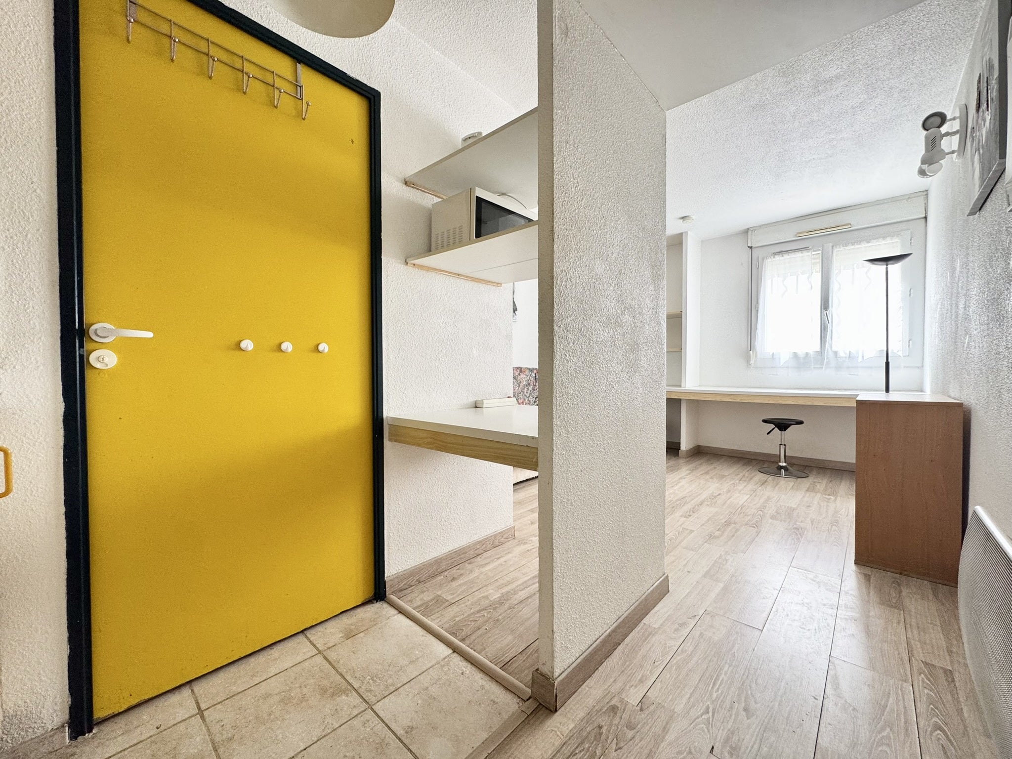 Chambre Rue Jules Raimu à Nîmes