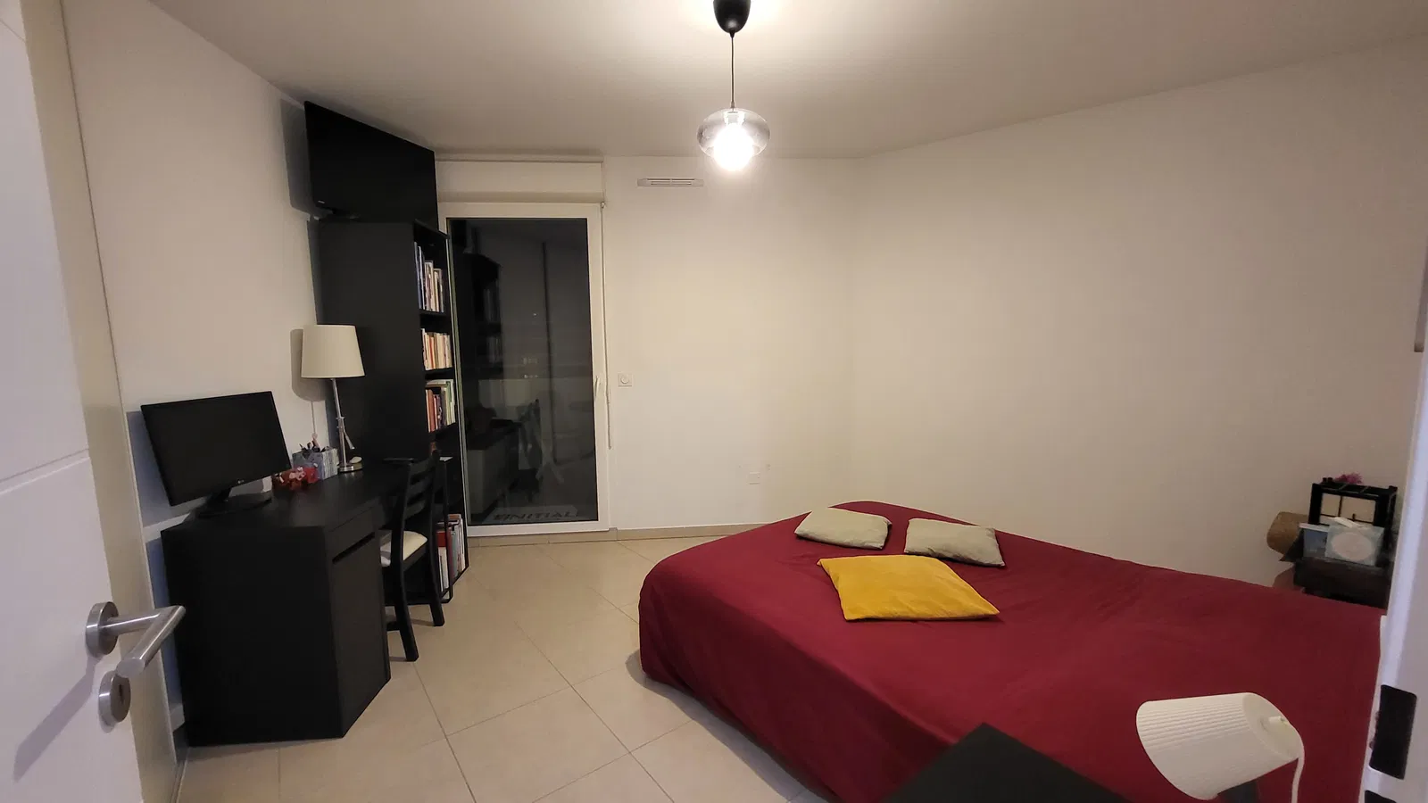 Chambre Allée de la Compassion à Marseille