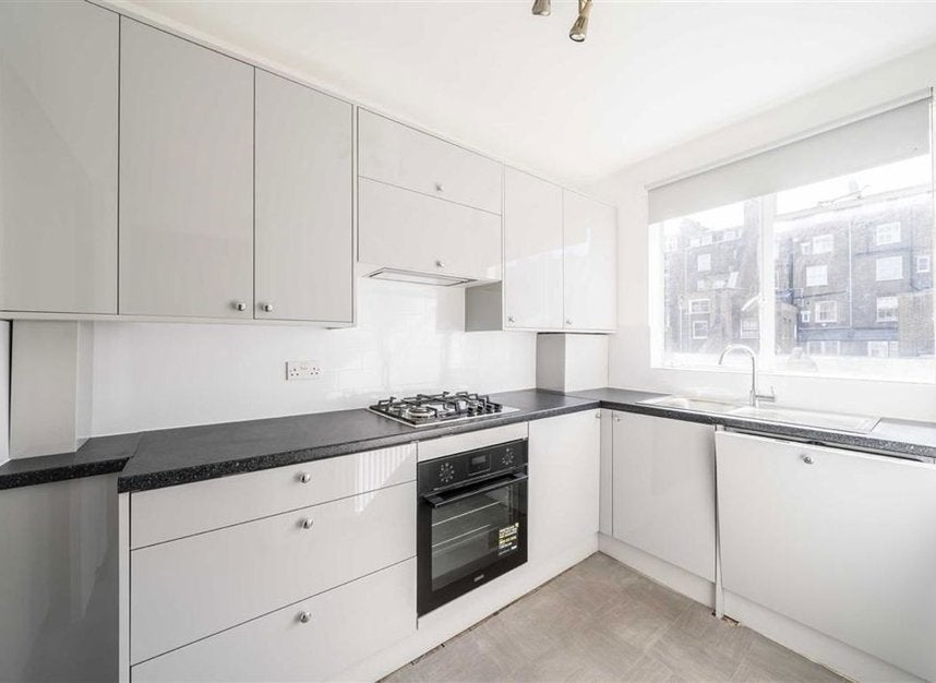 Flat Elvaston Place in Greater London