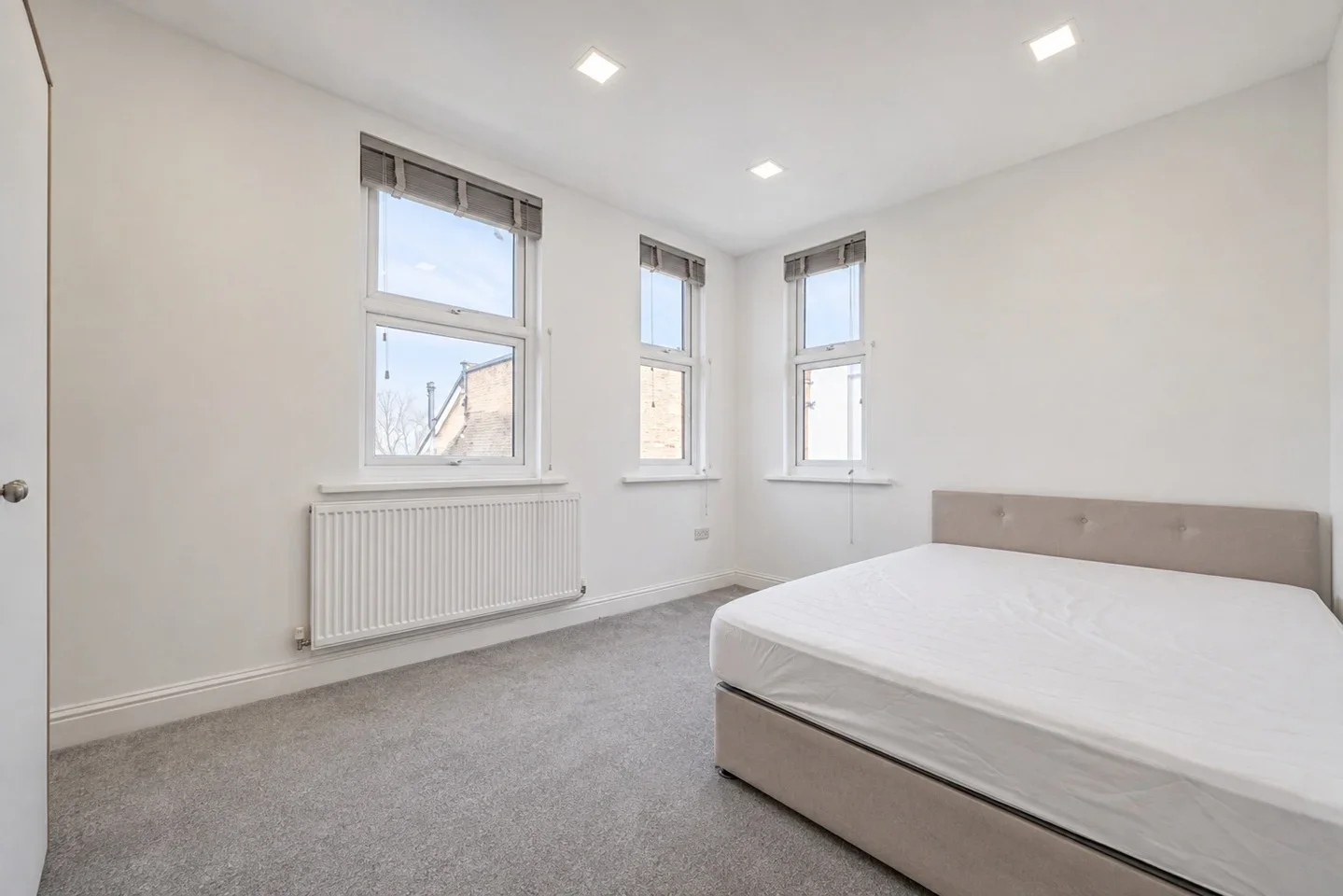 Flat Anerley Road in Greater London