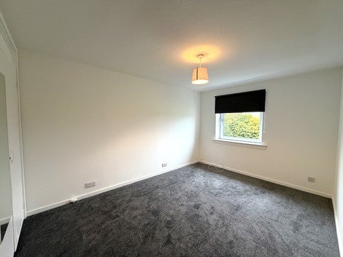 House Woodend Walk in Armadale