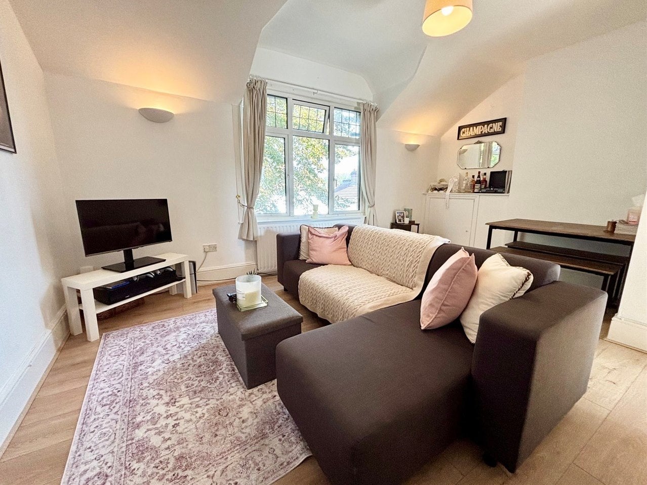 Flat Beckenham Lane in Greater London