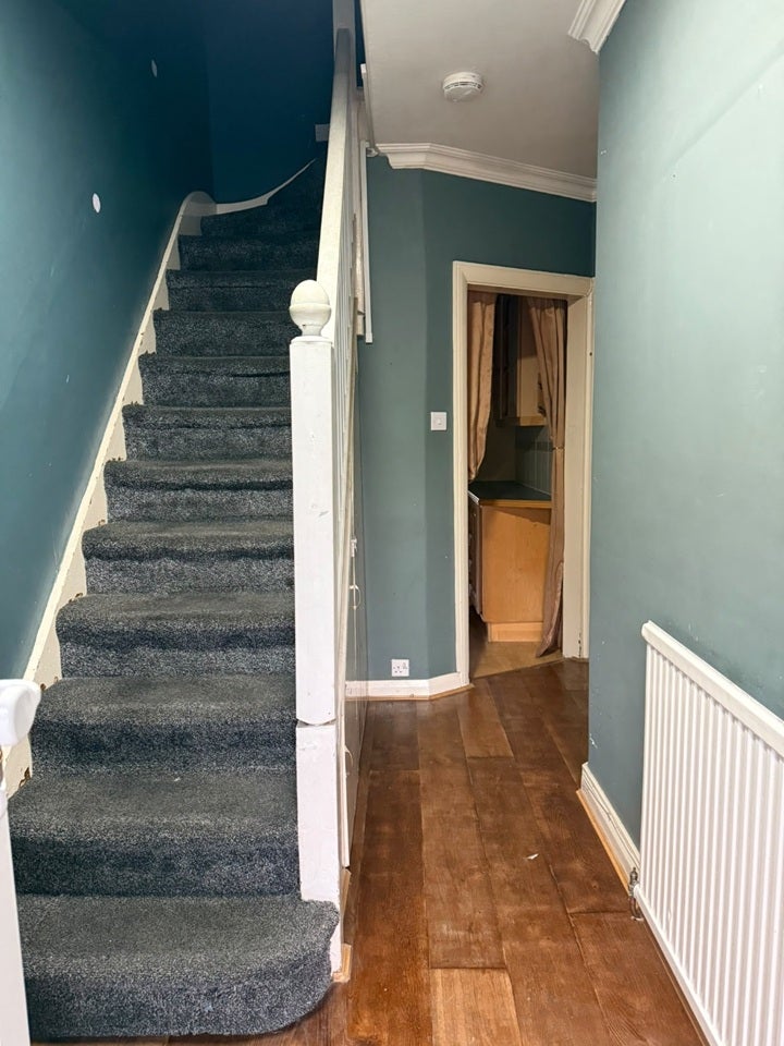 House Malden Avenue in Greater London