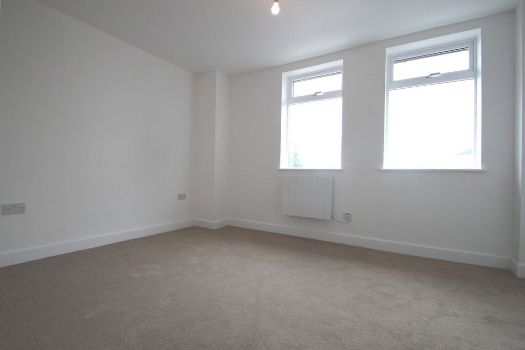 Flat Beresford Road in Greater London