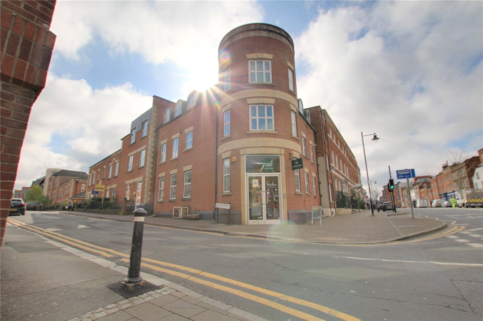 Flat South Street in Reading