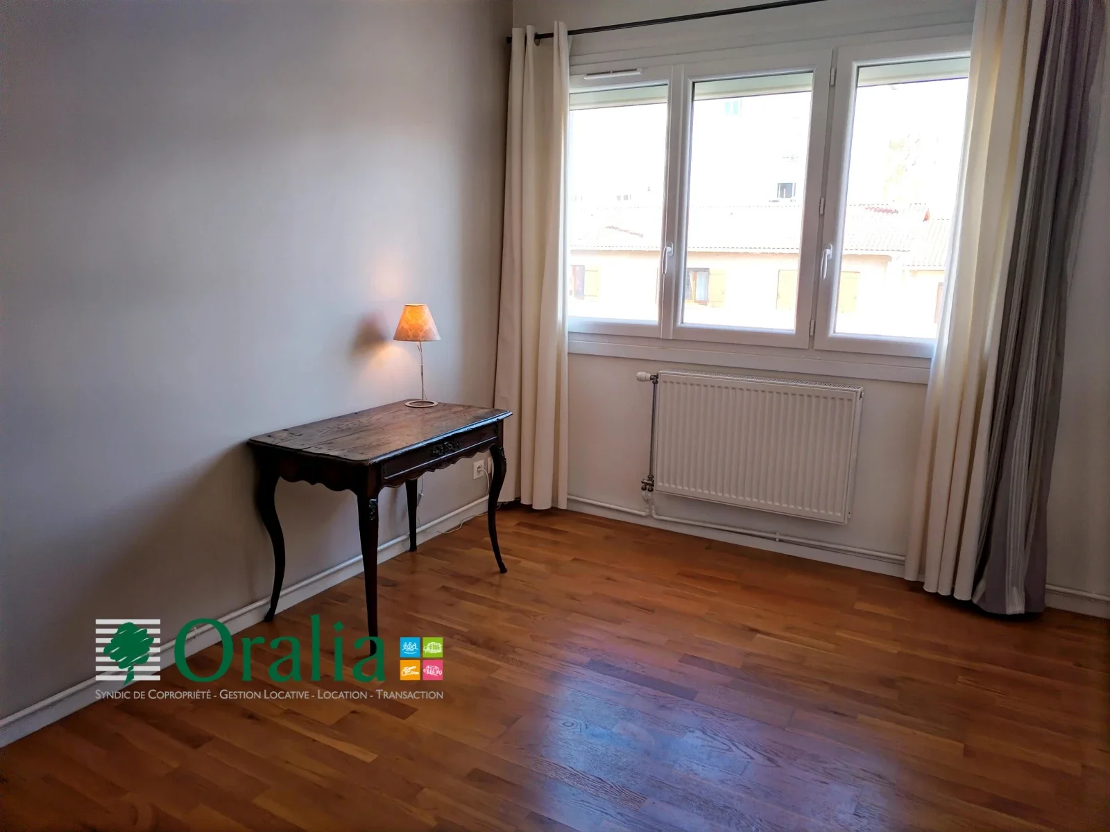 Flat Rue Ernest Renan in Villefranche-sur-Saône