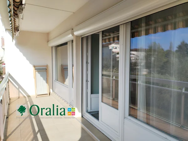 Appartement Rue Ernest Renan à Villefranche-sur-Saône