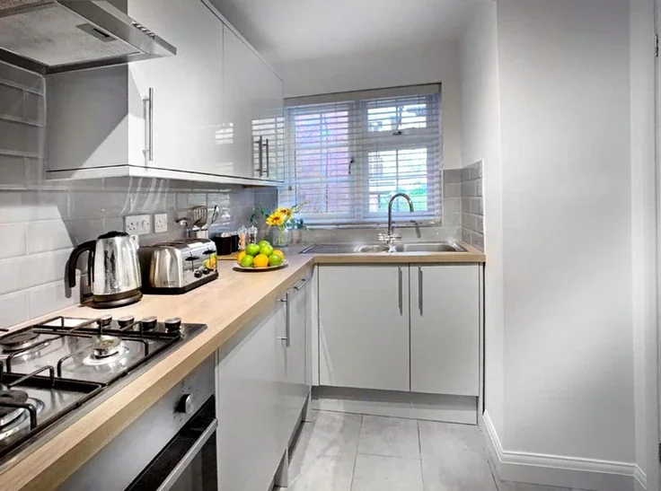 Flat Bedfordshire Way in Wokingham