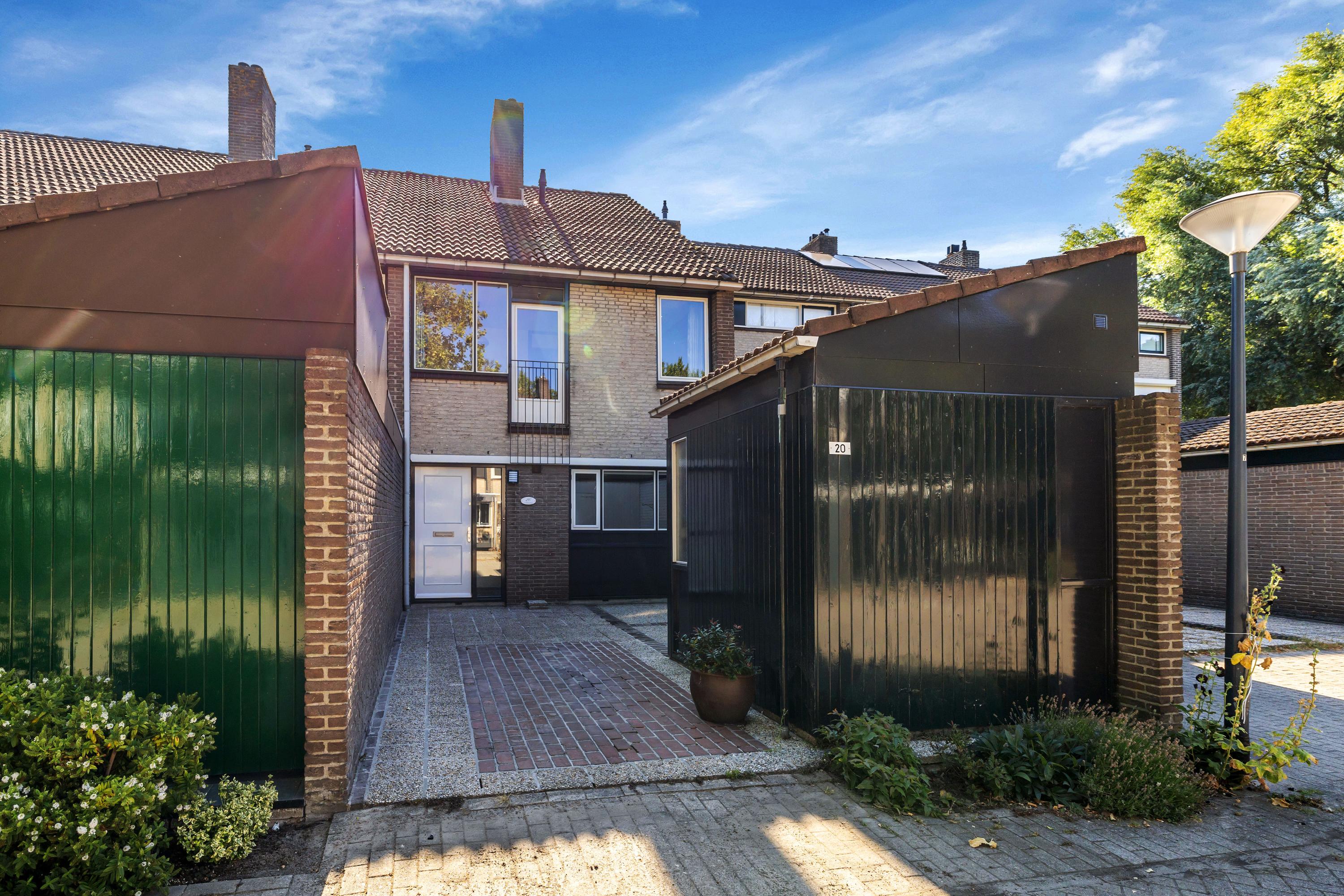 Huis Hooiland 20 in Schiedam