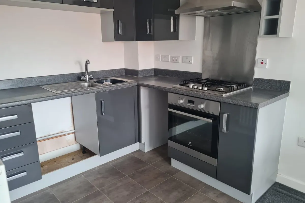 Flat Scampston Drive in Leeds