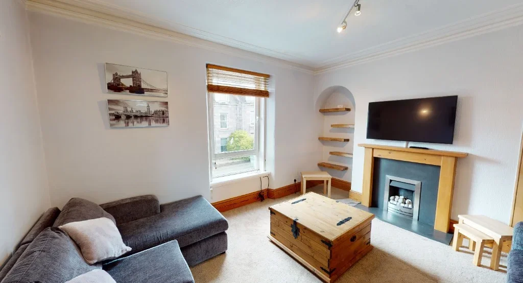 Flat Claremont Place in Aberdeen City