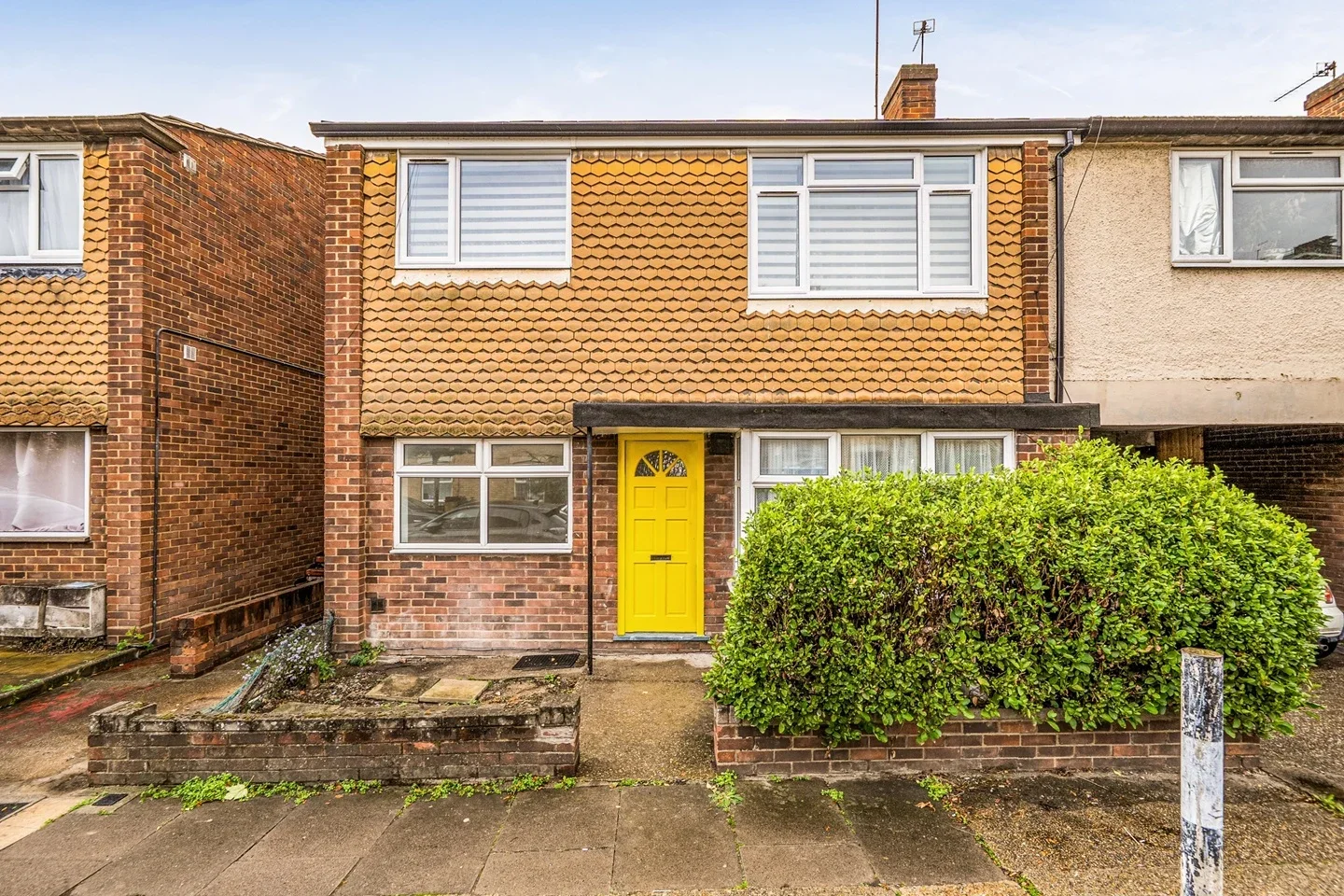 Flat Hampden Lane in Greater London