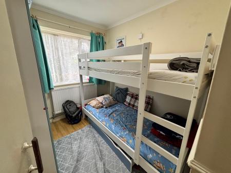 Flat Saint Davids Close in Greater London