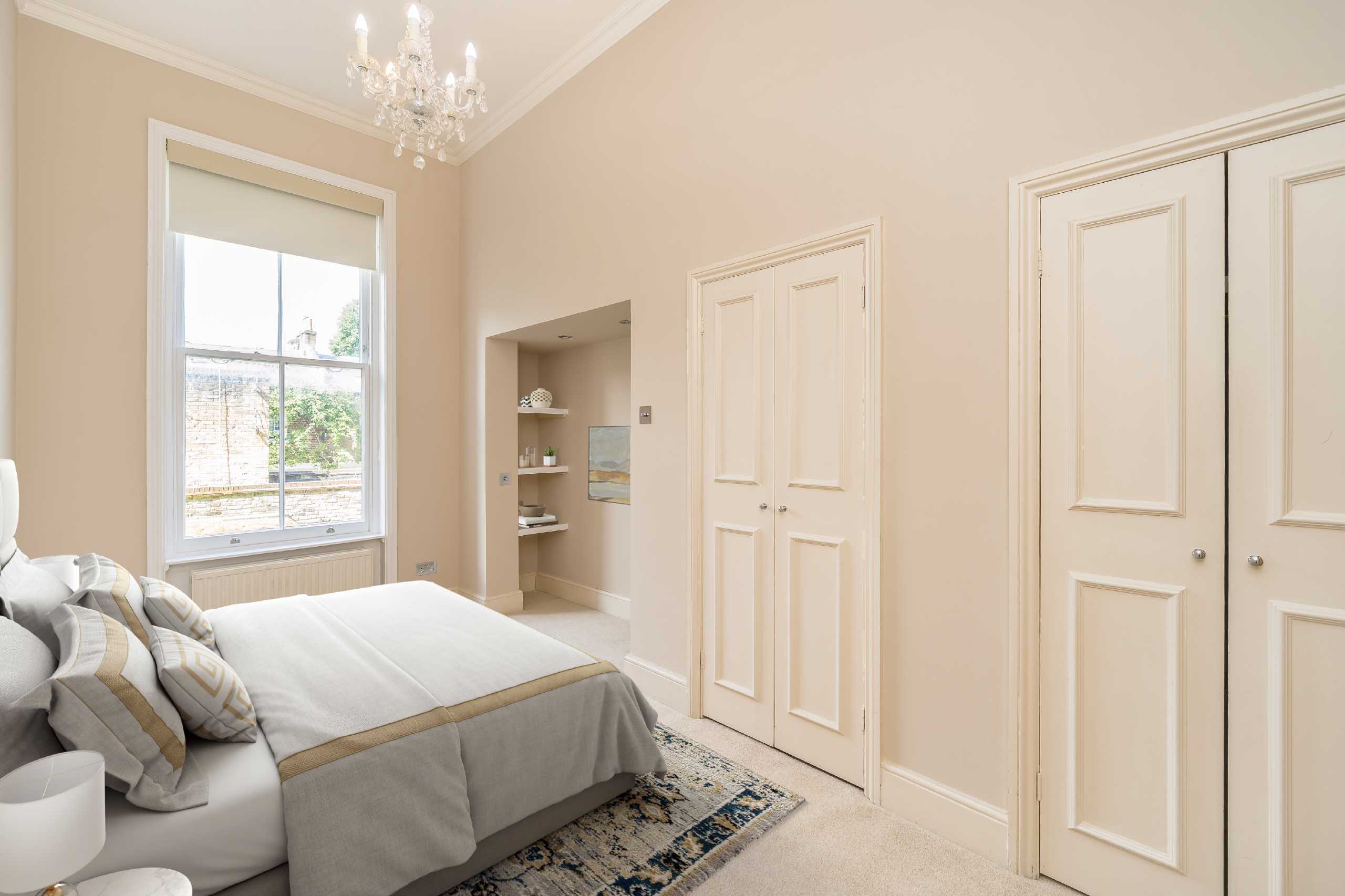 Flat Elsham Road in Greater London