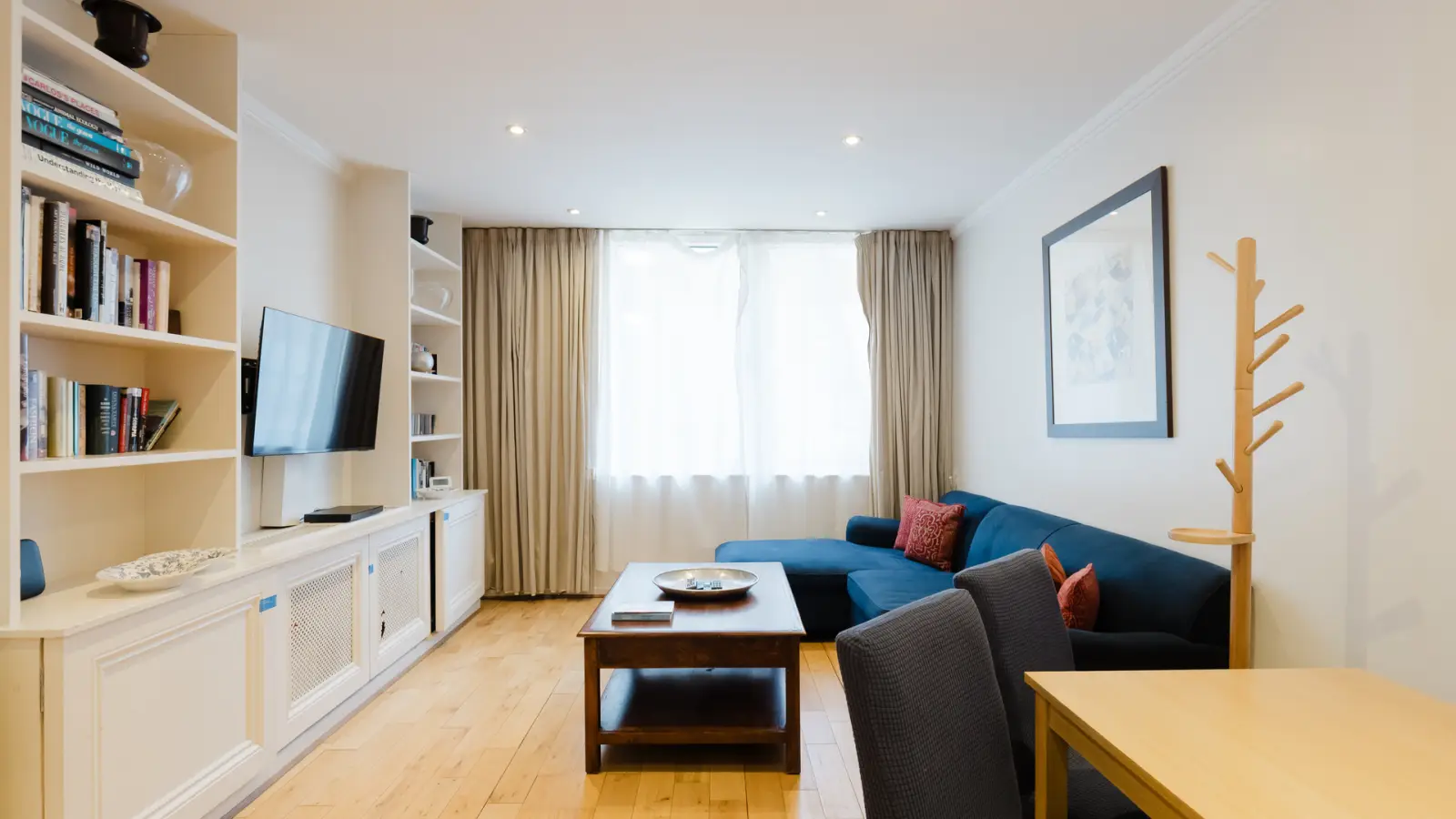 Flat Canonbury Road in Greater London