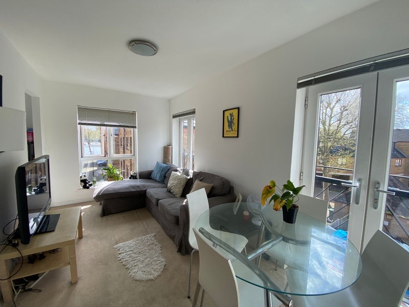 Room Brunswick Quay in Greater London