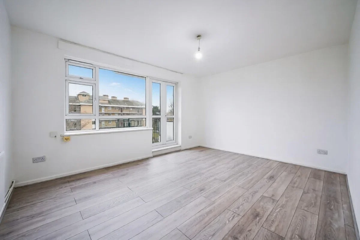 Flat Weydown Close in Greater London