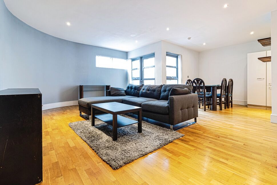 Flat Whitworth Street West in Manchester
