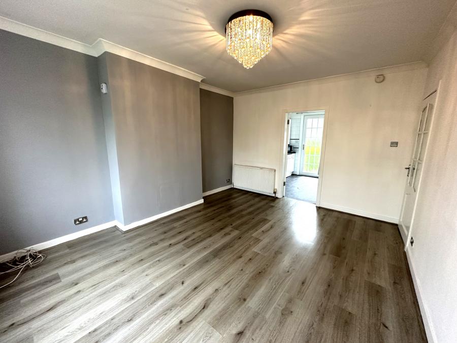Flat Cloberhill Road in Glasgow