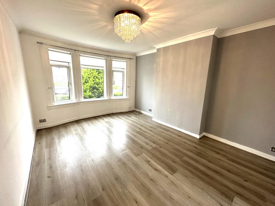 Flat Cloberhill Road in Glasgow