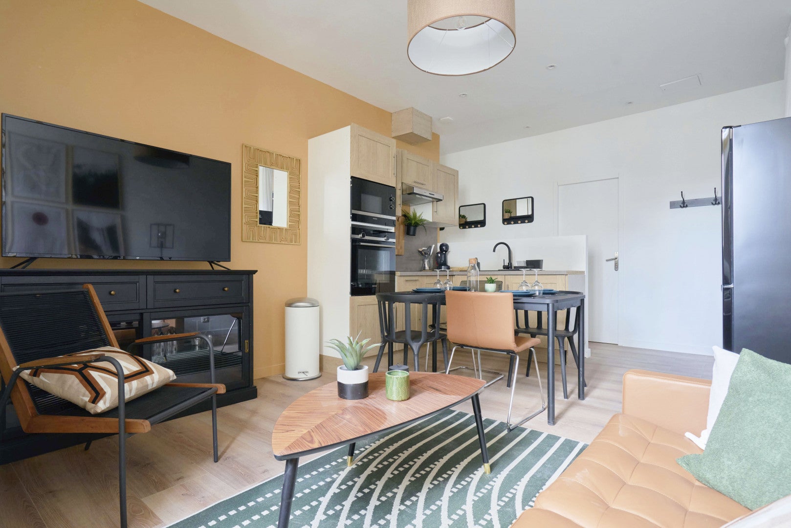 Flat Rue Léone Lalire in Reims