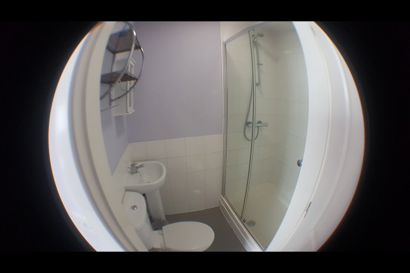 Room Hughenden Road in High Wycombe