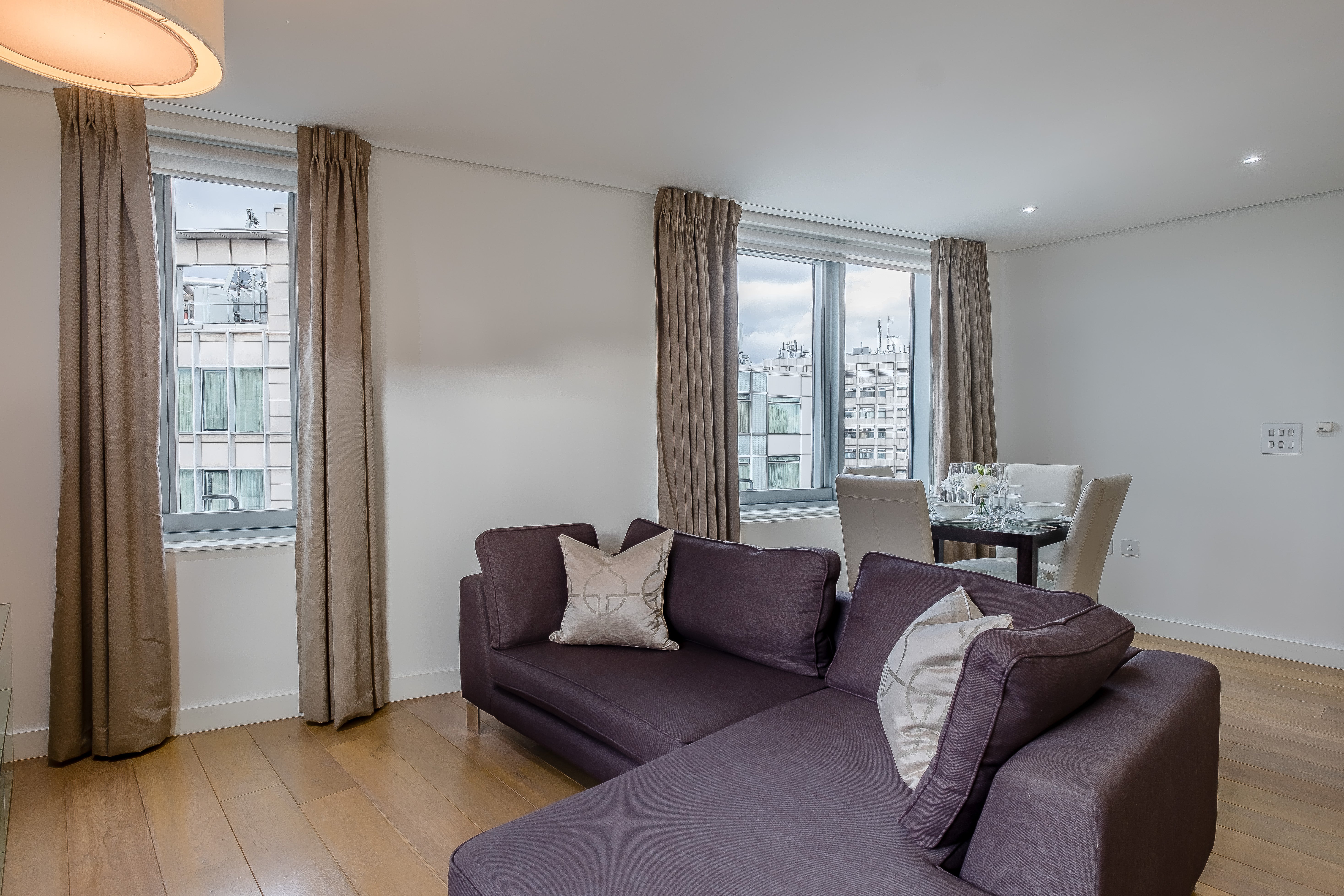 Flat Harbet Road in London