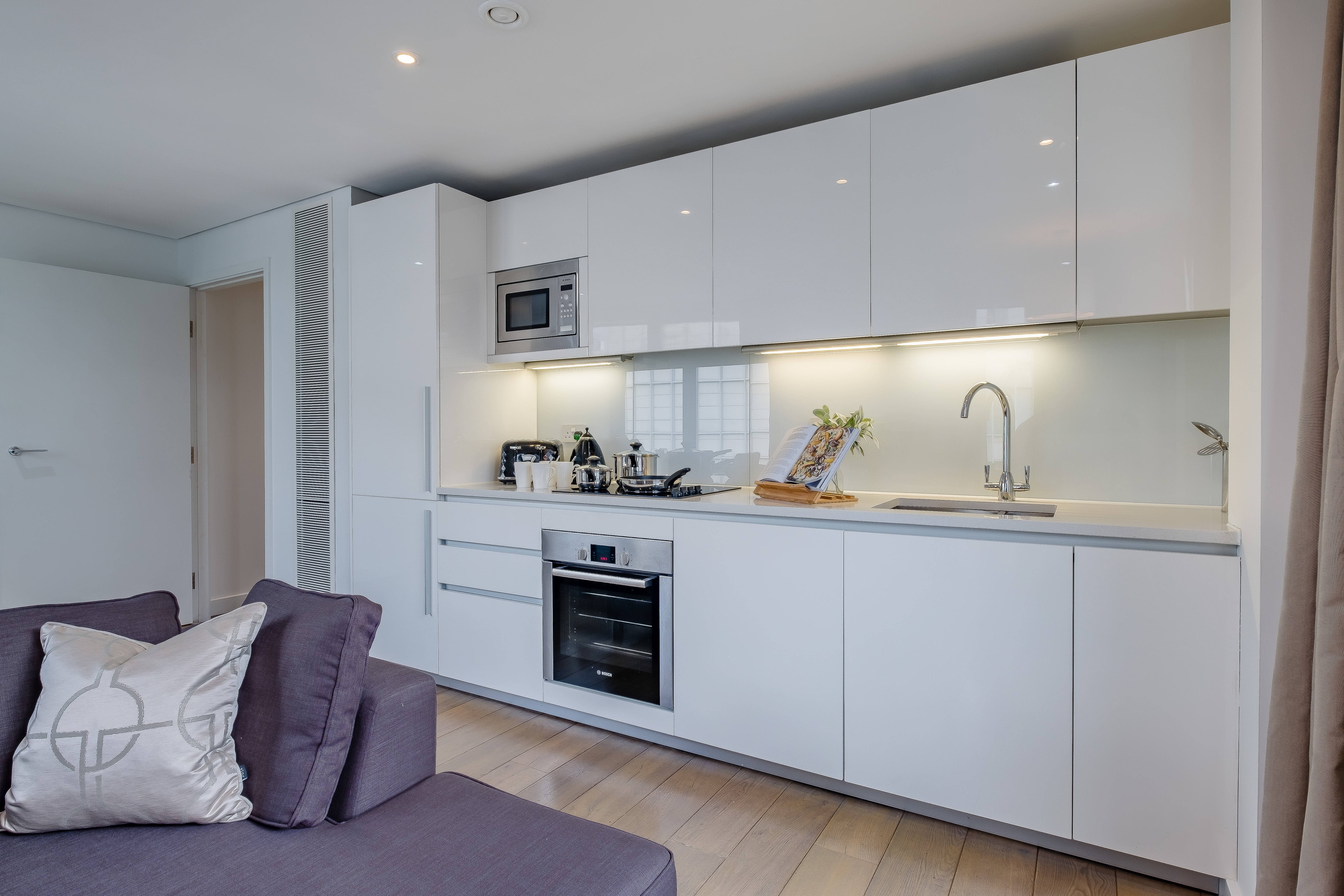 Flat Harbet Road in London